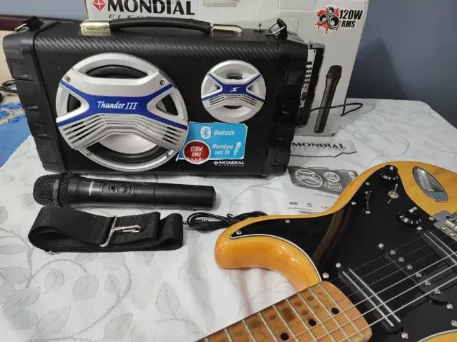 Caixa Som Amplicada Mondial Thunder III Mco-13 Preto Bivolt