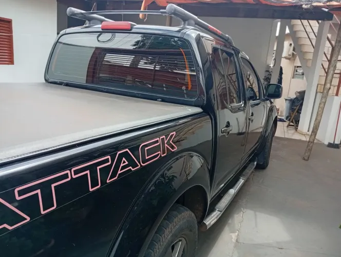 Nissan Frontier SV At.cd 4X4 2.5 TB Diesel Mec. 2015