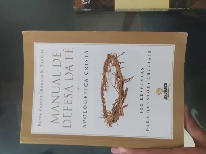Livro manual de defesa da fé