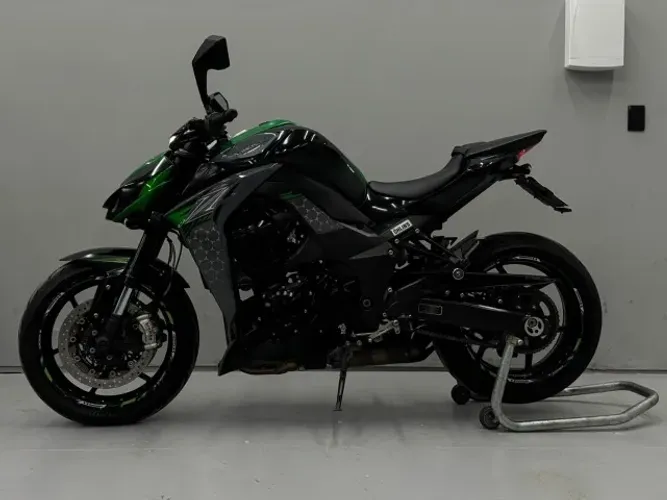 Kawasaki Z1000 R Edition - Oportunidade