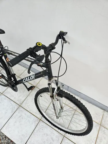 Bicicleta Caloi aluminio vendo ou troco