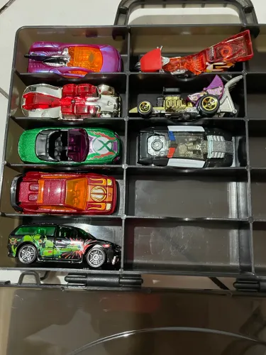Hot Wheels - Maleta e minis vintage