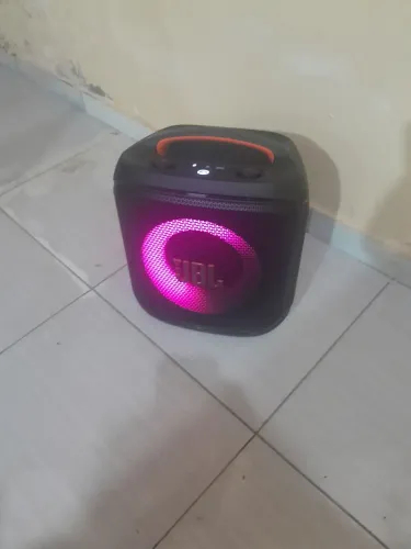 Caixa de som jbl part y box encore essetial 2