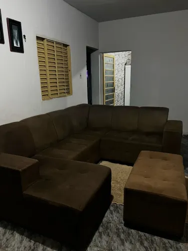 SOFÁ SEMI NOVO