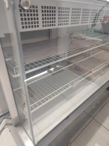 Balcão Vitrine Expositor para confeitaria 220w