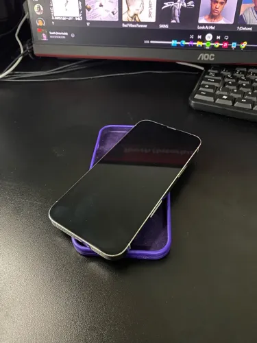 Vende se iPhone 13 Pro Max