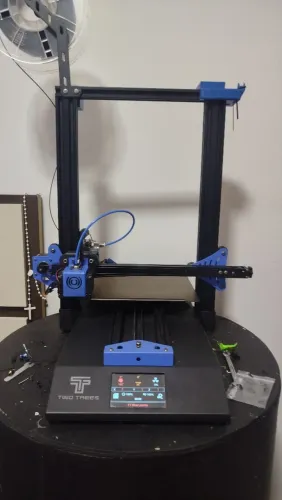Impressora 3D Two Trees Bluer com placa magnética