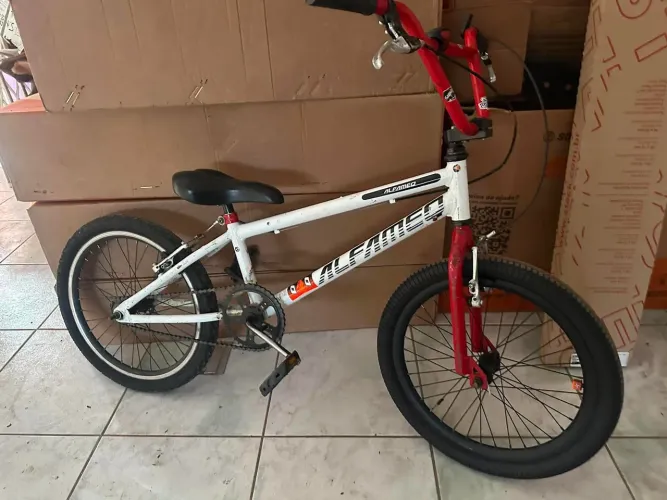 Bicicleta aro 20 bmx cross barbada 