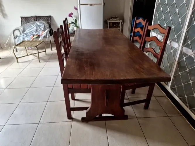 MESA DE MADEIRA