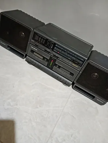 BOMBOX Gradiente CS - 11 (Funcionando)