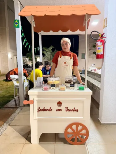 Estação de Brigadeiro de colher para eventos e festas.