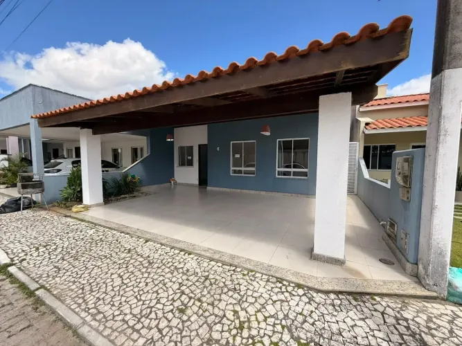 vendo casa no condomínio Vila Felicittà 3/4 sendo uma suíte reformada