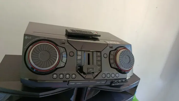 Som lg xbom bluetooth,cd, USB, rádio