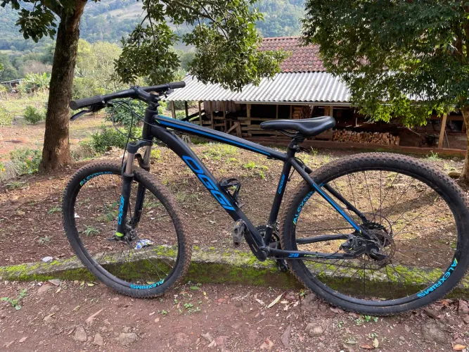Bicicleta esportiva
