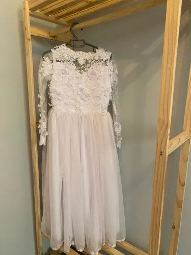 Vestido dama honra 10/12 , corpo em renda 3D bordada.