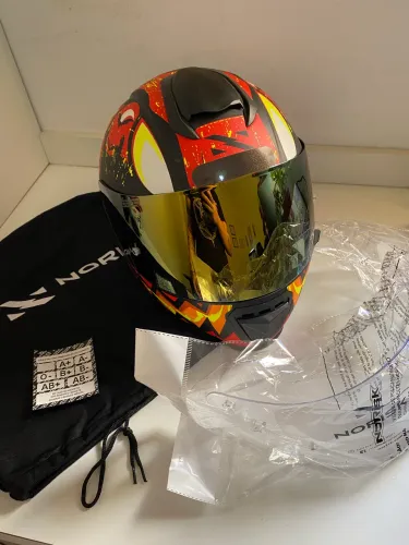 Capacete Norisk Razor Halloween Viseira Gold e Cristal - Estado de Novo