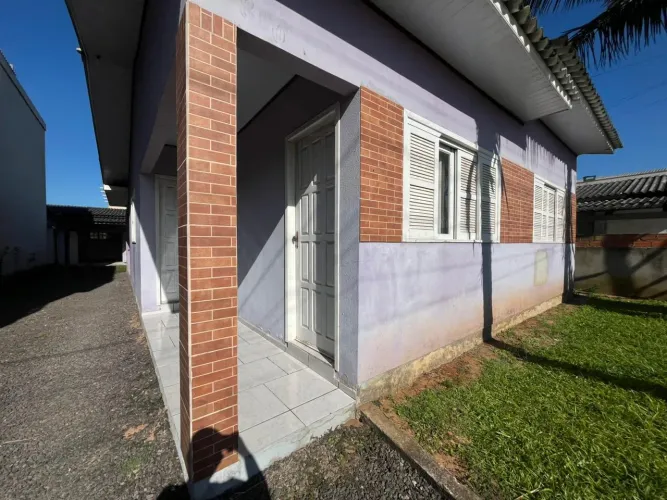 CASA À VENDA NO BAIRRO TISCOSKI SOMBRIO/SC