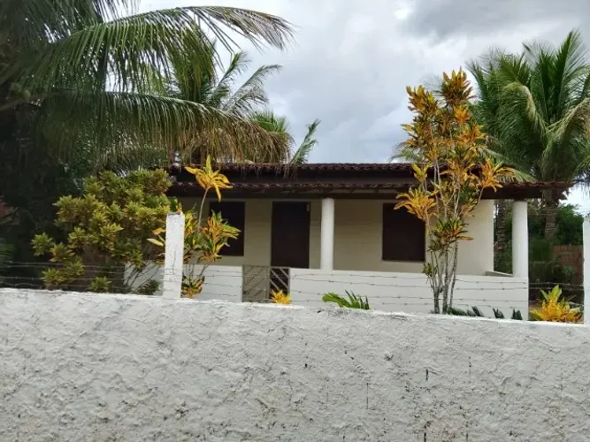 Vendo ou troco uma casa no São José obs troco com casa no parque ipe feira de santana