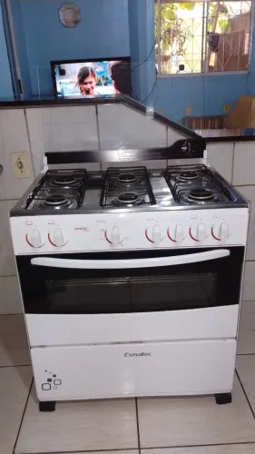 Fogão com acendimento manual