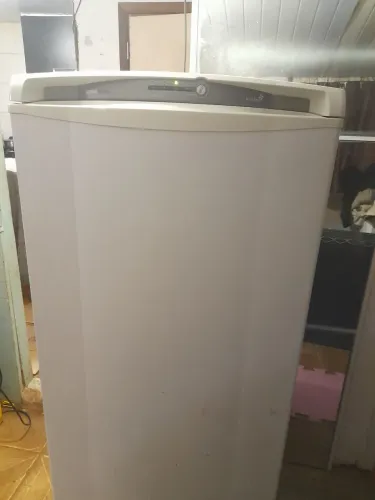 Vendo geladeira frost free funcionando perfeitamente 