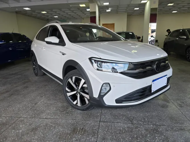 Volkswagen Nivus Highline 1.0 200 TSI Flex AUT 2021