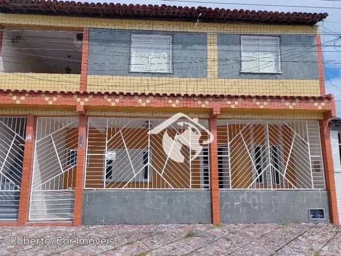 Casa à venda com 8 quartos, por R$ 450.000 - Eduardo Gomes - São Cristóvão/SE