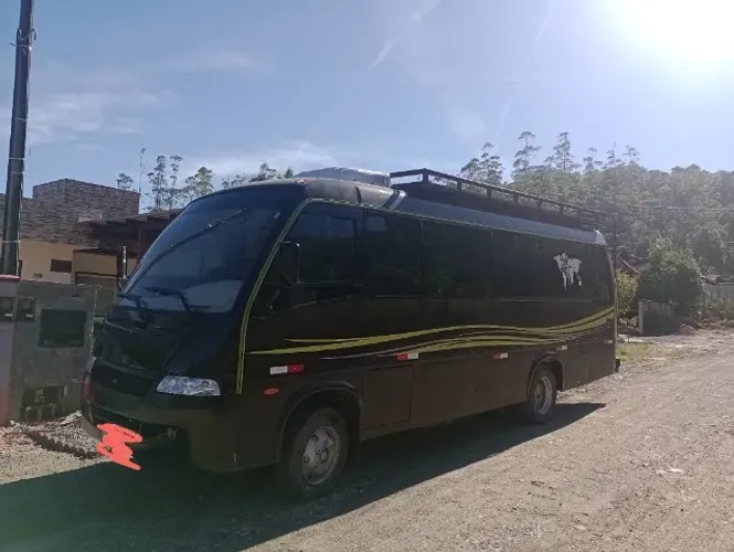 Vendo motorhome microônibus Volare A8