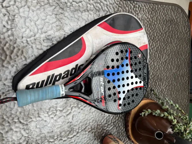 Raquete de padel