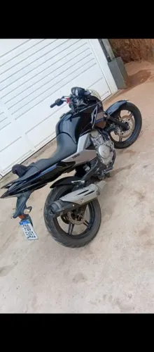 Troco por moto menór preferência 160 cilindrada