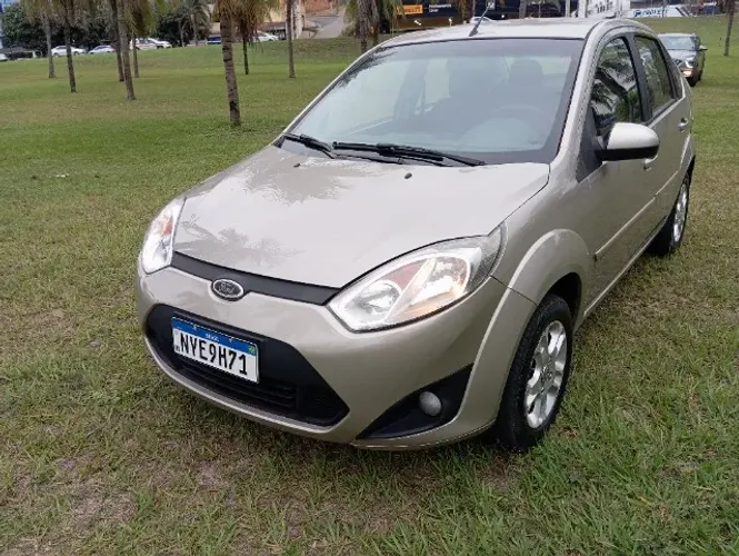 Ford Fiesta Sed. 1.6 8V Flex 4P 2013