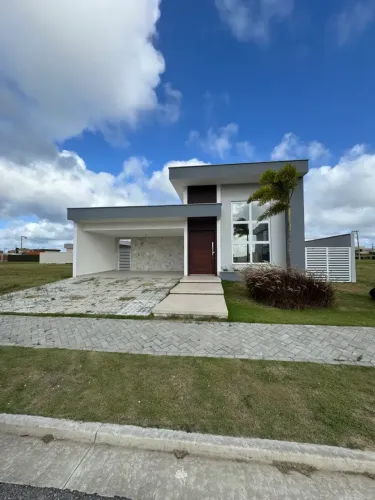 Casa moderna no Terras Alphaville Cabo Frio  3 quartos, suíte master, piscina e área gourm