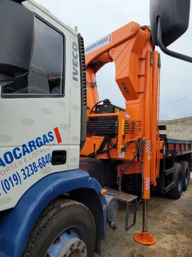 Iveco 240E22 Euro V 6x2 Guindaste Argos 45.000Kgfm  