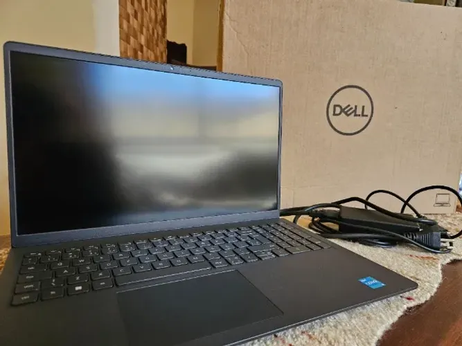 Notebook Dell Inspiron 3520