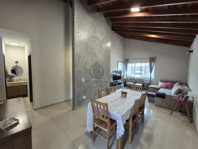 Casa de condomínio à venda, com 3 quartos, 180m² em Tremembé