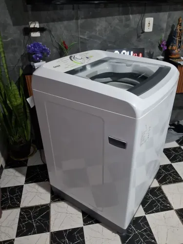 Vendo linda máquina que fais tudo da cônsul 16 kilos funcionando perfeitamente 