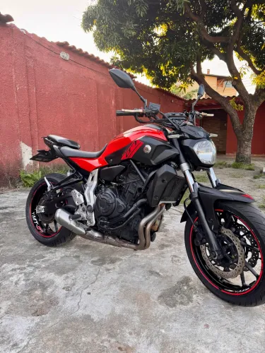 Yamaha MT07