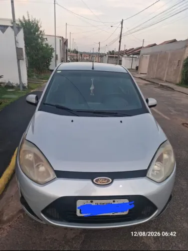 Ford Fiesta Sedan SE 1.6 8V Flex 4P 2014