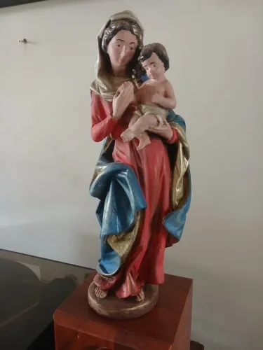 Nossa Senhora com Menino Jesus