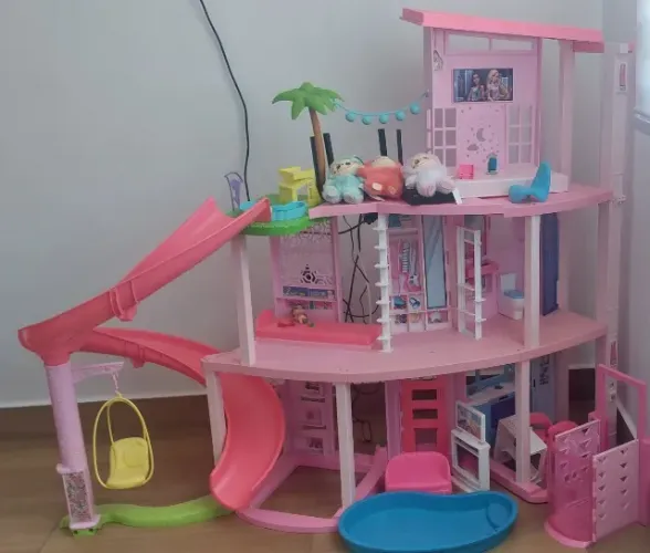 Casa da Barbie Dreamhouse