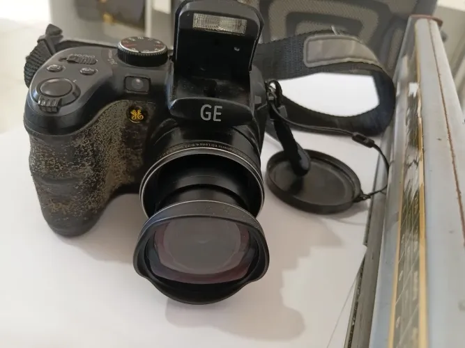 Câmara Fotográfica GE