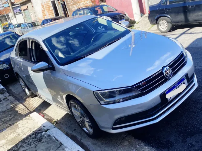 Volkswagen Jetta Comfortline 1.4 TSI 16V 4P Aut. 2016