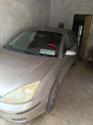 Ford Focus 1.6 S/se/se Plus Flex 8v/16v 5P 2005