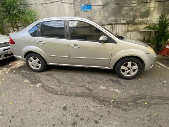 Ford Fiesta Sed. 1.6 8V Flex 4P 2007