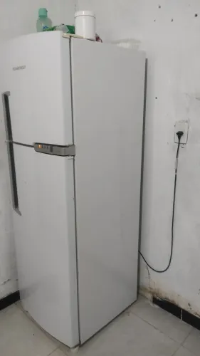 Vendo geladeira 