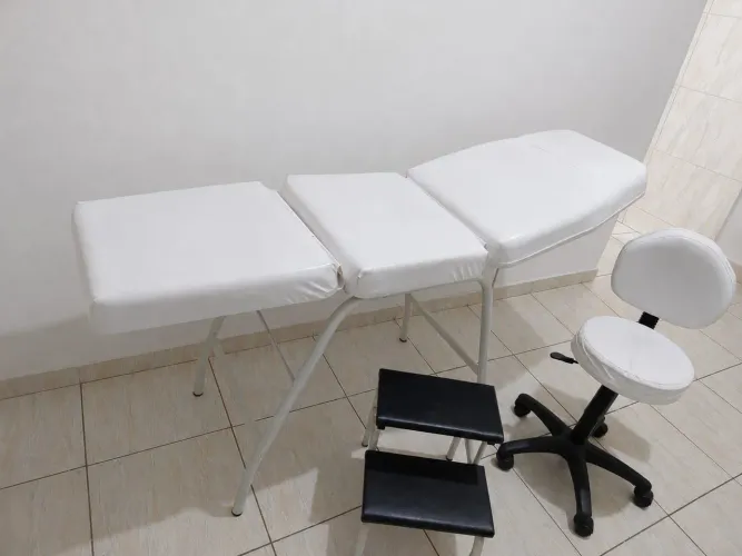 Maca com mocho e escadinha 