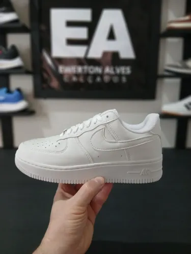 Tênis Nike Air Force novo na caixa - Tamanho 36 a pronta entrega - Envio rápido