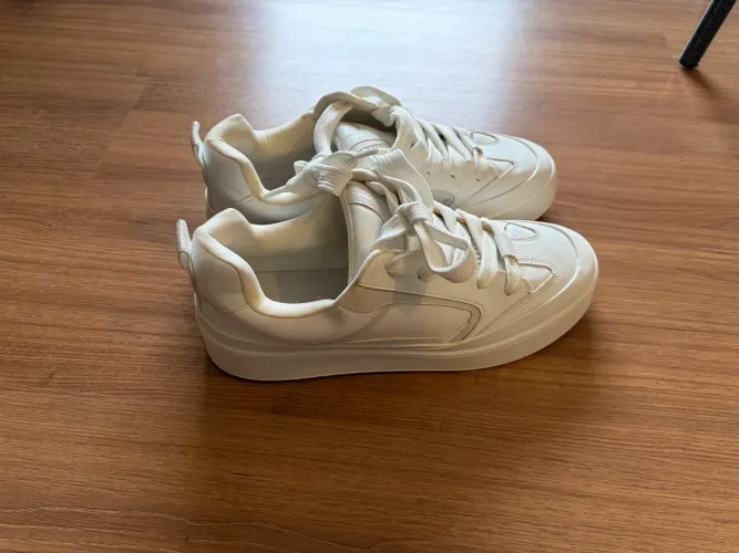 Tênis Zara branco 41