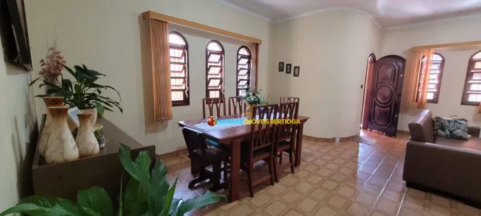Casa com 5 dormitórios à venda, 240 m² por R$ 850.000,00 - Centro - Bertioga/SP