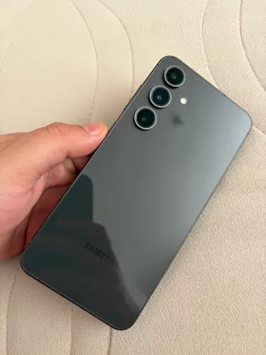 SAMSUNG S24 FE 256GB