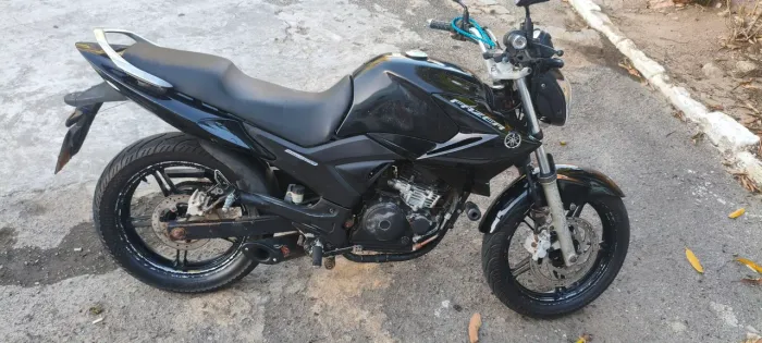 Vendo ou troco essa moto